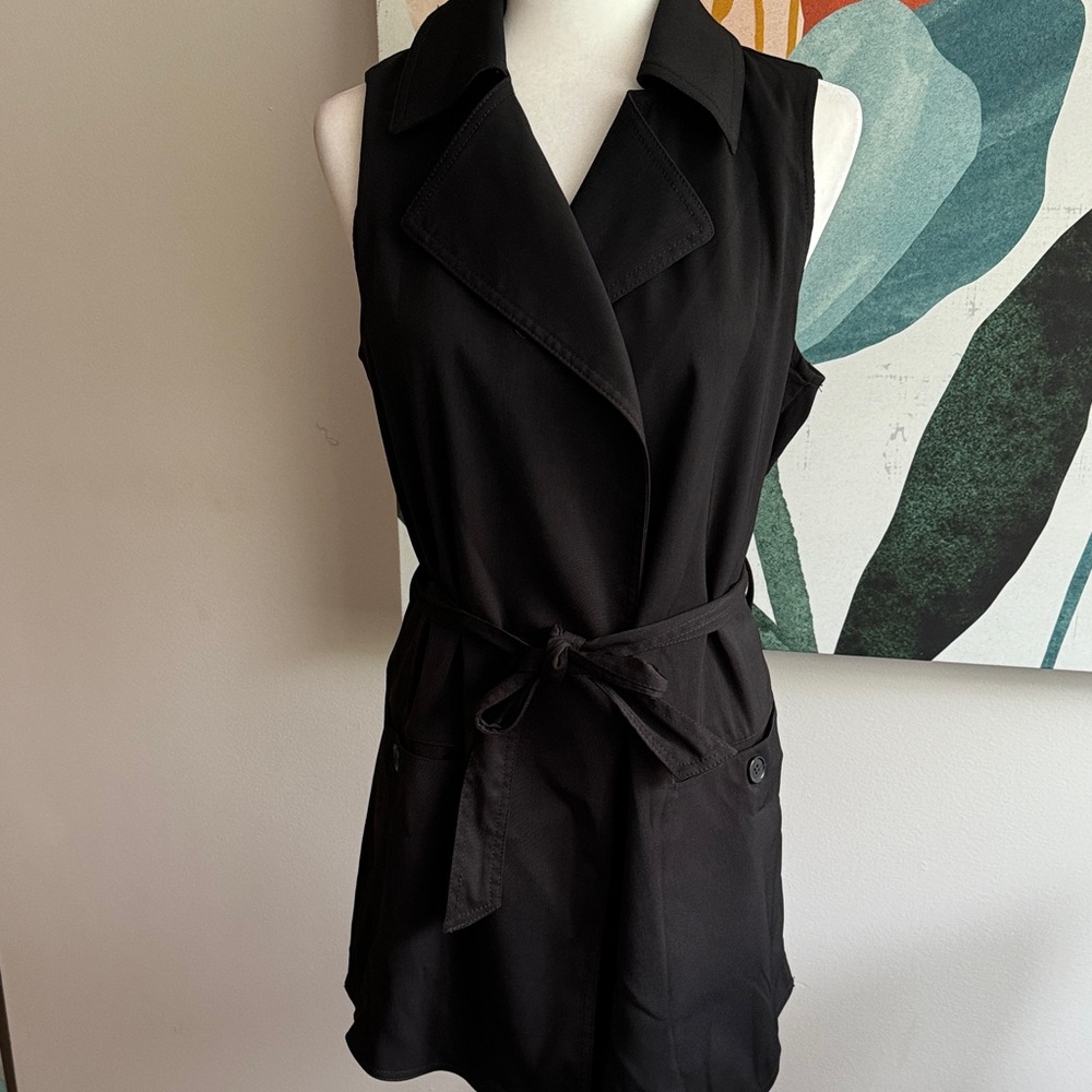 MAX STUDIO Black Wrap Vest